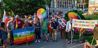 Radni PiS podtrzymali uchwałę anty-LGBT