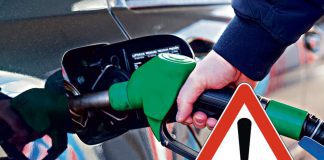 Benzyna E10 czy tankować