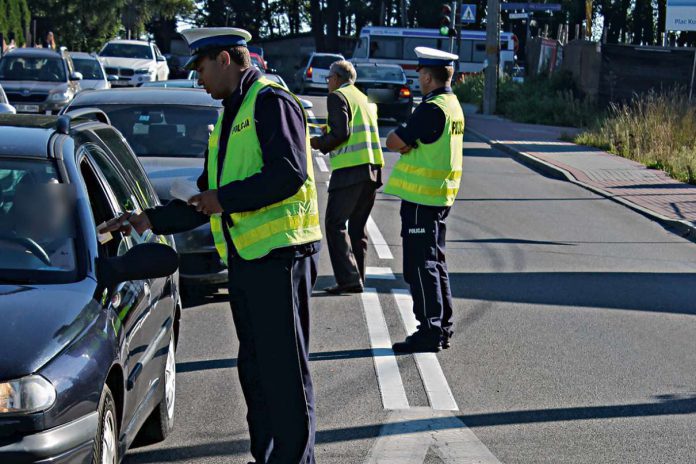 Dłuższy bat na kierowców