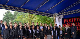 Premier Pogórska Wola