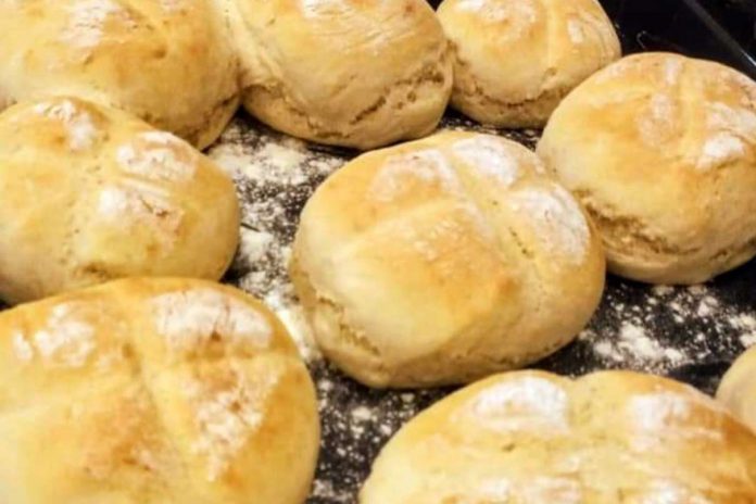 Bułki pszenne Bułki pszenne