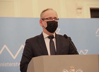 Polscy naukowcy z przełomowym odkryciem dot. COVID-19. Minister zdrowia przedstawił szczegóły