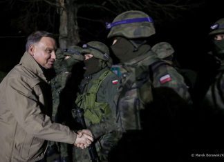 Prezydent spotkał się z funkcjonariuszami Straży Granicznej [WIDEO]