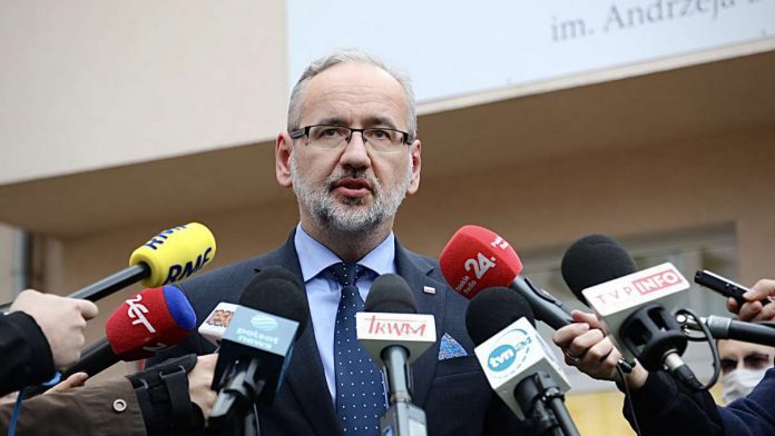 COVID-19. Niedzielski: Mamy do czynienia z trendem spadkowym