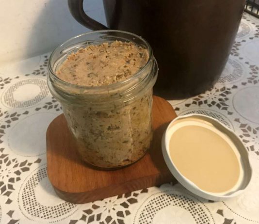 Pasta z fasoli i suszonych śliwek