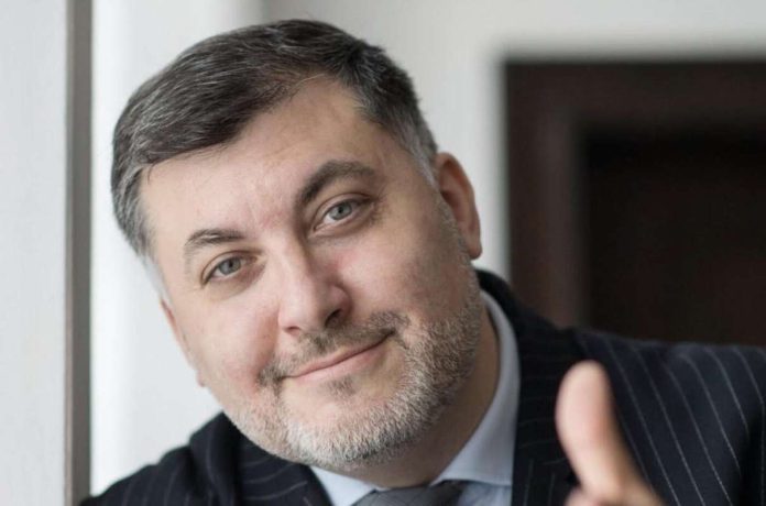 Dziambor: Gdy Facebook bierze się za likwidację kont partii politycznych, wpływa na wynik wyborczy