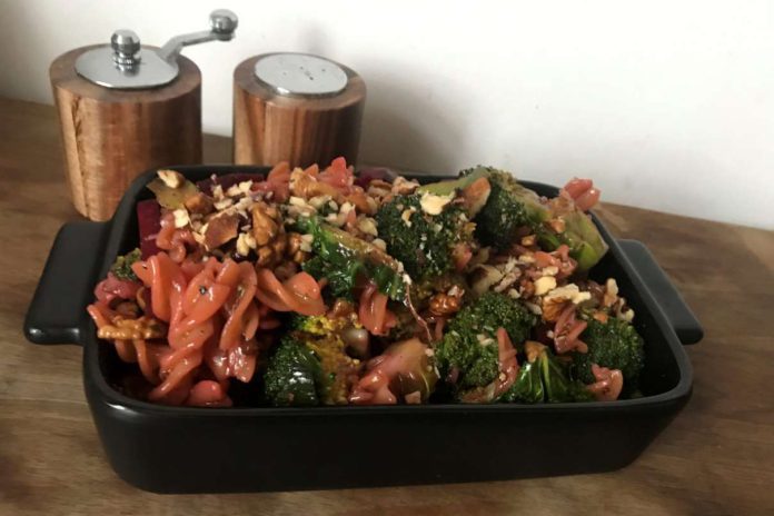 Makaron z warzywami Makaron z warzywami