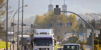 Tiry na al. Jana Pawła II