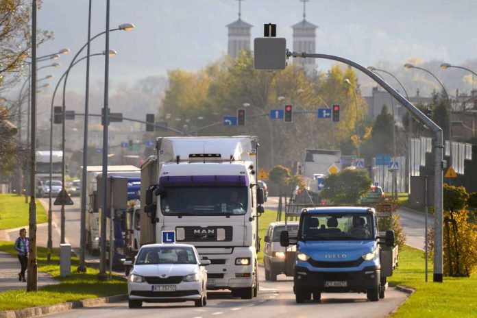 Tiry na al. Jana Pawła II