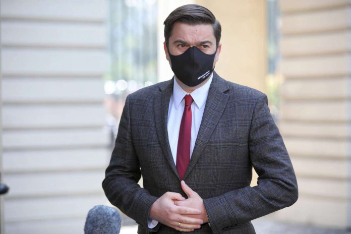 Rzecznik MZ: Te dwa województwa to większość wykrywanych przypadków Omikrona