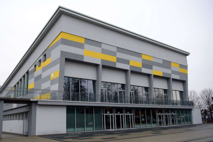 Hala sportowa w Gumniskach Hala sportowa w Gumniskach