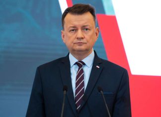 Antoni Macierewicz chce obowiązkowej służby wojskowej. Mariusz Błaszczak odpowiada