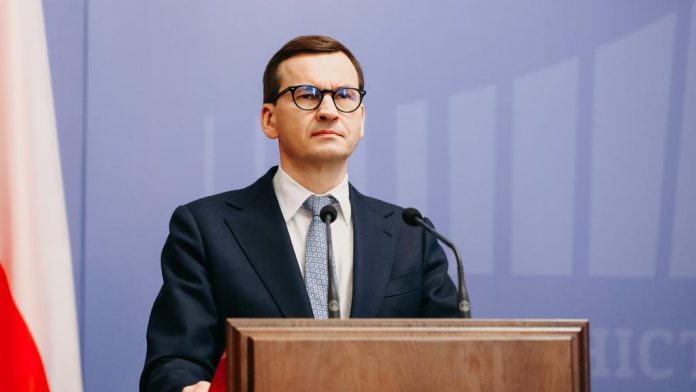 Premier z apelem do TVN: Nie wpisujcie się w rosyjski scenariusz pisany na Kremlu