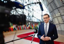 Mateusz Morawiecki: Nasza polityka społeczna, w porównaniu do tej spod znaku PO-PSL, to jest niebo a ziemia