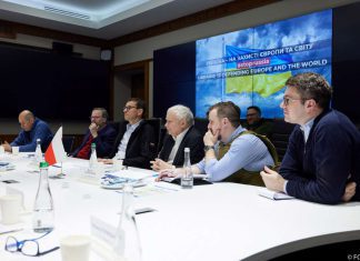 Morawiecki i Kaczyński w Kijowie. Zełenski: Z takimi przyjaciółmi zwyciężymy [WIDEO]