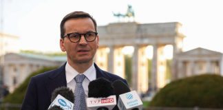 Premier: Ukraina walczy o lepsze jutro całej UE, w tym także Polski