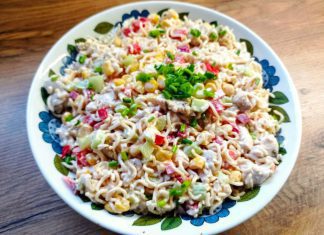 Sałatka z zupek chińskich