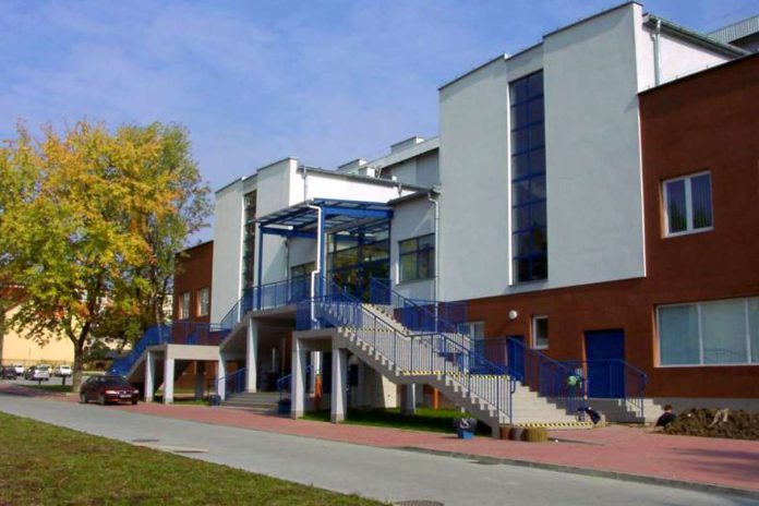 Hala sportowa ul. Krupnicza Hala sportowa ul. Krupnicza