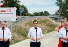 Premier w Ostrowie: Dziękuję wszystkim, którzy przyczynili się, żeby ten most służył mieszkańcom