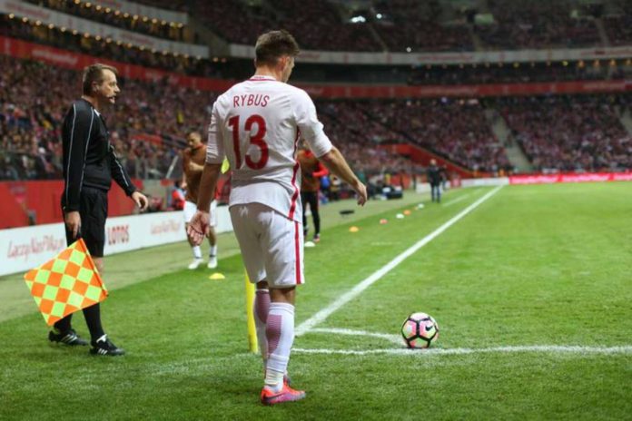 Reprezentant Polski podpisał kontrakt z rosyjskim klubem. „W Rosji jego rodzina jest bezpieczna"