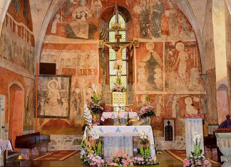 Czchowskie polichromie