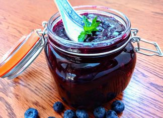 Frużelina z borówki amerykańskiej