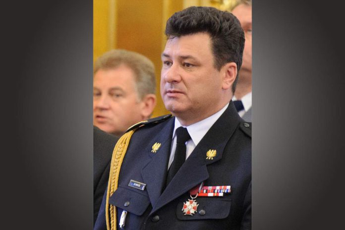General strazy pozarnej Andrzej Mroz