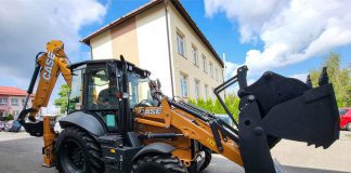 Nowa koparko ładowarka dla ciężkowickiego PSZOKu
