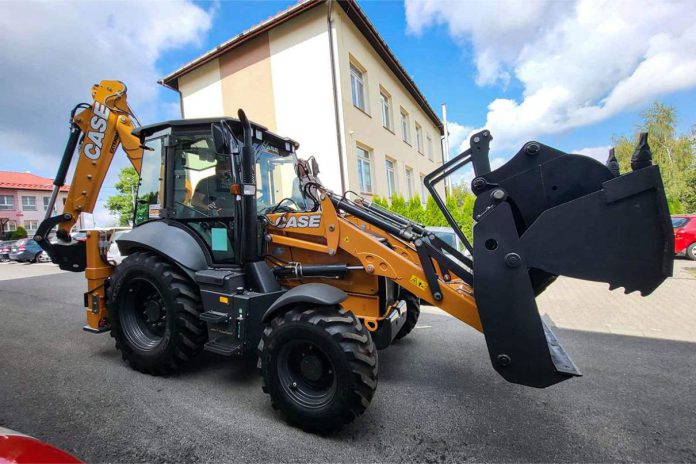 Nowa koparko ładowarka dla ciężkowickiego PSZOKu