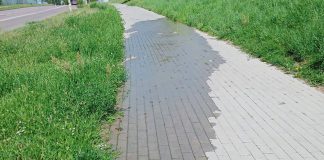 Wyciek wody na osiedlu trwał tygodniami…