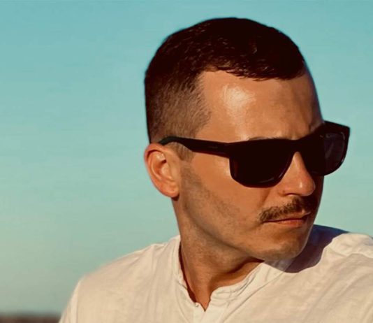 Zapuść wąsy i się zbadaj!