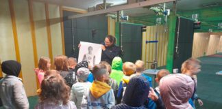 Uczniowie odwiedzili brzeskich policjantów