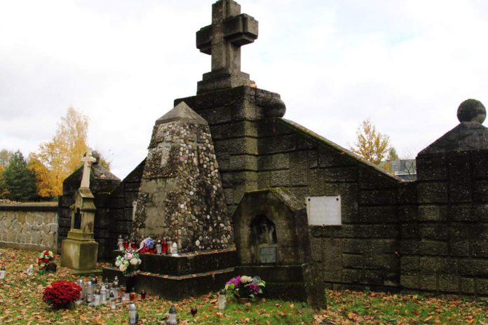 Cmentarz Szczepanów