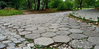 Droga dojazdowa na Marcinkę