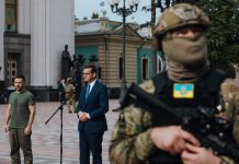 Premier w Kijowie: Sankcje na Rosję są coraz bardziej bolesne dla ich gospodarki