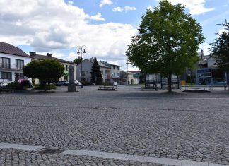 Rynek w Nowym Żmigrodzie