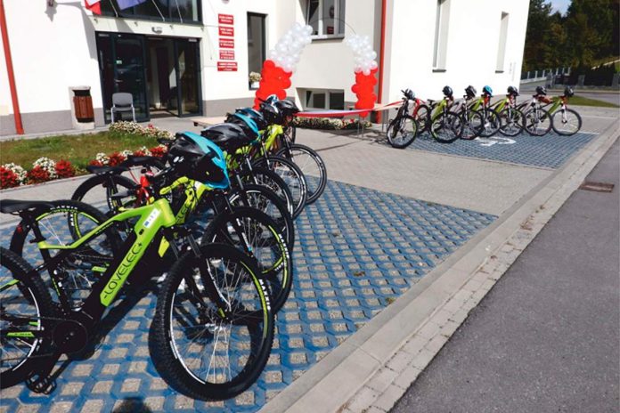 Wypożyczalnia rowerów elektrycznych w Trzcianie już działa