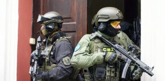 Znaną uczelnią zainteresowało się CBA