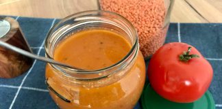 Zupa pomidorowo soczewicowa