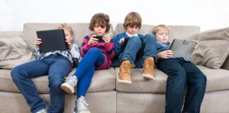 Dziecko uzależnione od komputera Jest pomoc choć dość daleko od Tarnowa