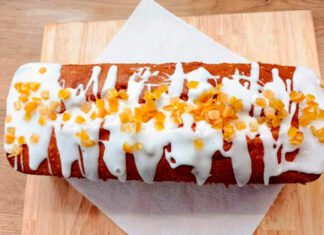 Keks z kandyzowaną skórką z pomarańczy