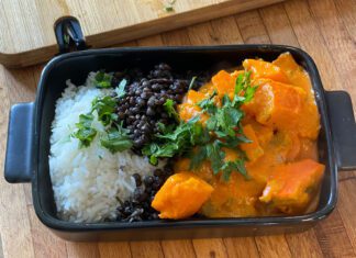 Gulasz z dyni na mleku kokosowym