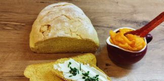 Jesienny chleb dyniowy