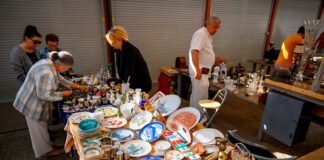 Listopadowy bazarek na Burku