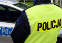 Region: Tragiczny finał poszukiwań paralotniarza Policja ilustracyjne