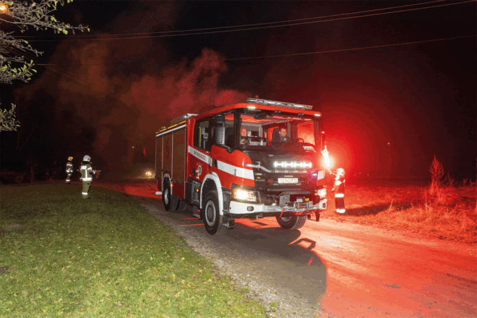 Nowy samochód dla OSP w Radgoszczy