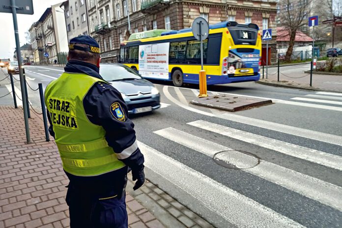 Sygnalizacja świetlna zastąpi miejskich strażników