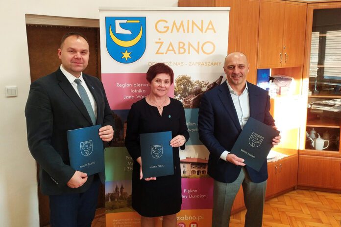 Termomodernizacje Urzędu Miasta klubu sportowego i szkół w gminie Żabno