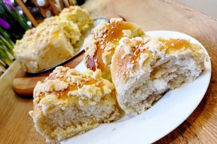 Bułeczki z marmoladą i z kruszonką