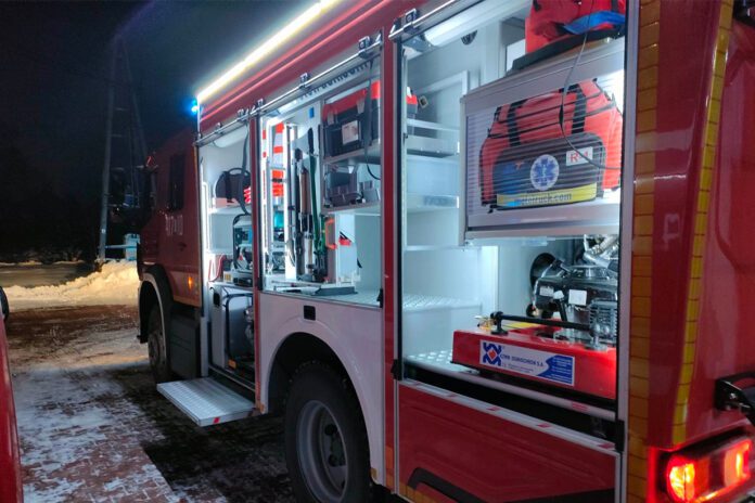 Nowy samochód dla strażaków z Woli Dębińskiej